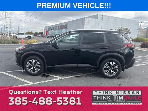 2022 Nissan Rogue SV