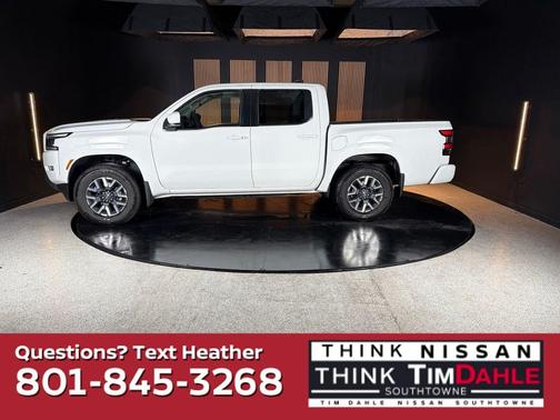 Glacier White 2024 Nissan Frontier SL
