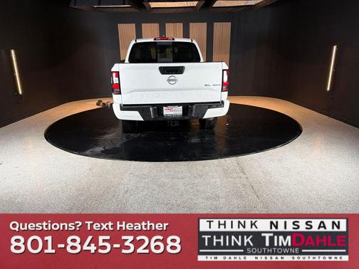 Glacier White 2024 Nissan Frontier SL