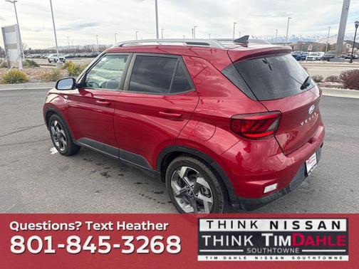 2022 Hyundai VENUE SEL