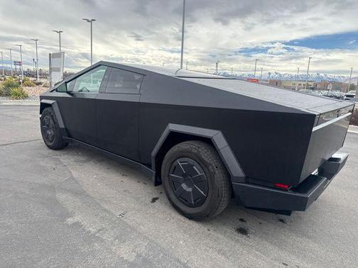 2025 Tesla Cybertruck All-Wheel Drive