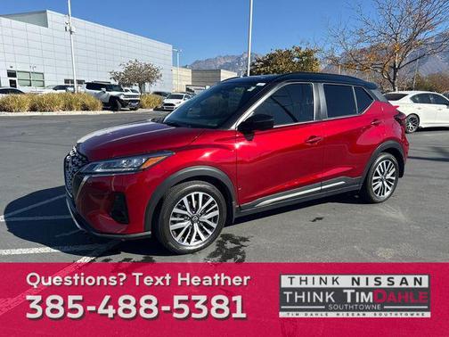 2023 Nissan Kicks SR