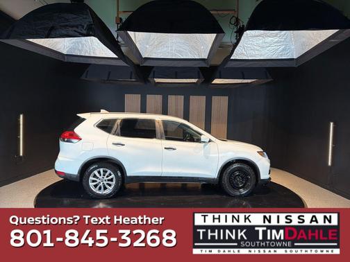 Glacier White 2017 Nissan Rogue S