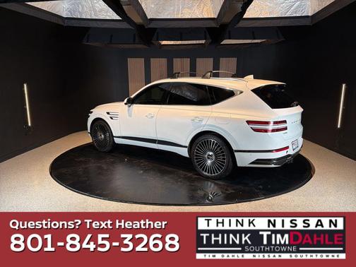 Uyuni White 2026 Genesis GV80 3.5T