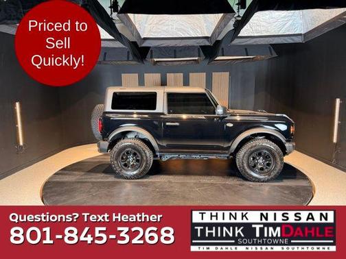 Black 2023 Ford Bronco Wildtrak