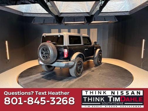 Black 2023 Ford Bronco Wildtrak