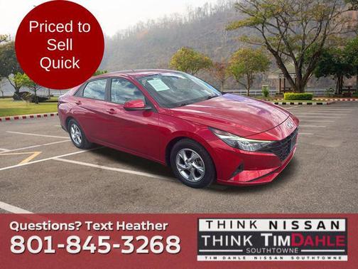 2022 Hyundai ELANTRA SE