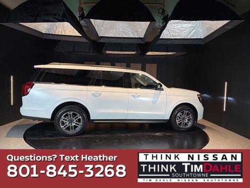 White Metallic 2025 Ford Expedition Max Active 4x4