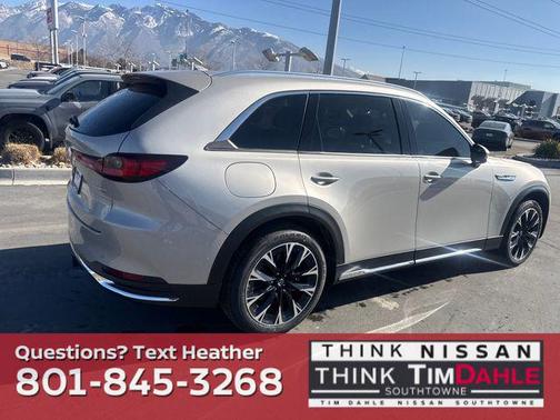 2024 Mazda CX-90 PHEV Premium Plus