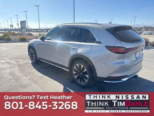 2024 Mazda CX-90 PHEV Premium Plus