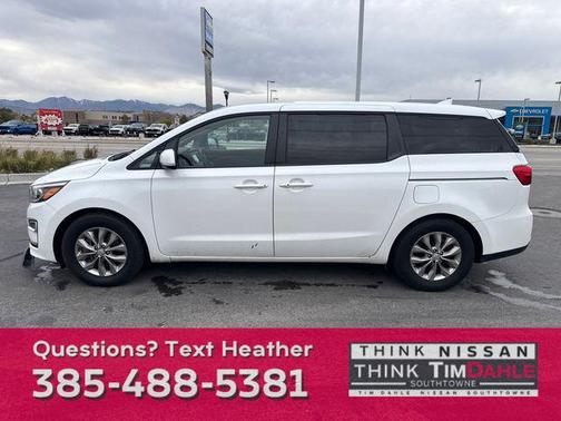 2021 Kia Sedona LX