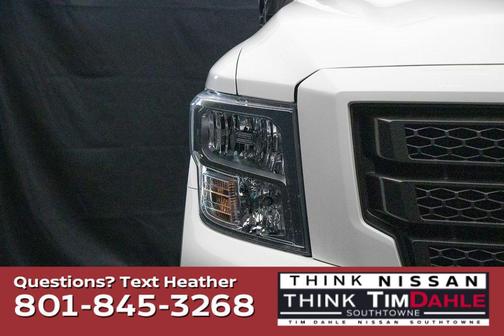 Glacier White 2021 Nissan Titan SV