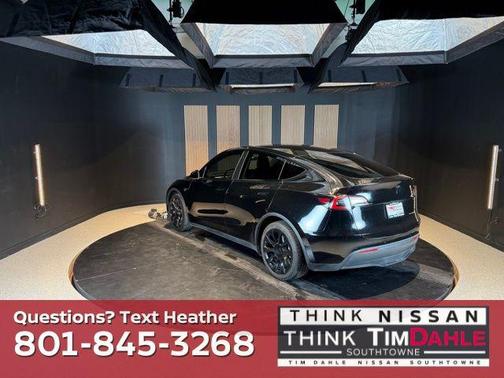 Black 2022 Tesla Model Y Long Range Dual Motor All-Wheel Drive