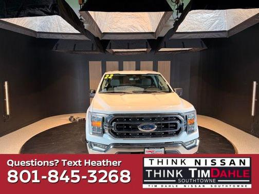 Oxford White 2022 Ford F-150 XLT