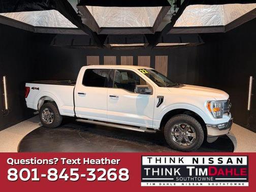 Oxford White 2022 Ford F-150 XLT
