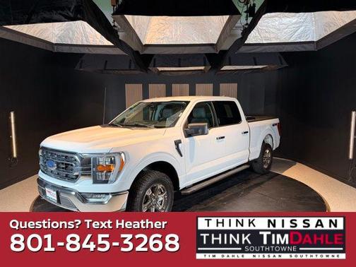 Oxford White 2022 Ford F-150 XLT