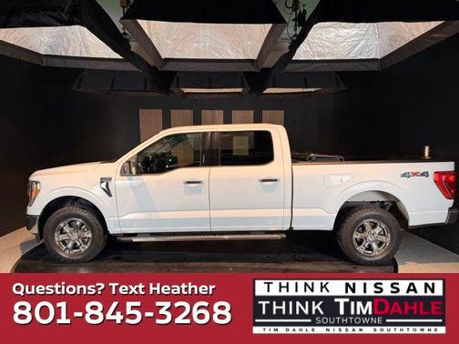 Oxford White 2022 Ford F-150 XLT