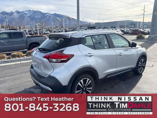 2019 Nissan Kicks SR