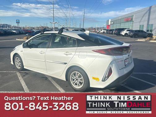 2022 Toyota Prius Prime XLE