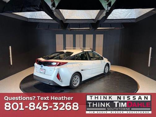 2022 Toyota Prius Prime XLE