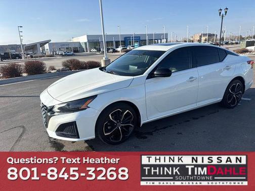 2023 Nissan Altima SR Intelligent AWD