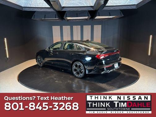 Ebony Black 2022 Kia K5 GT-Line