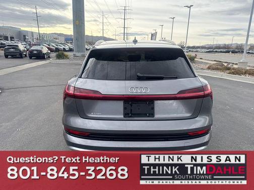 2019 Audi e-tron Premium Plus