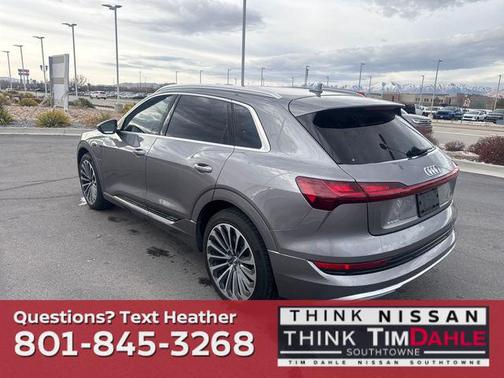 2019 Audi e-tron Premium Plus