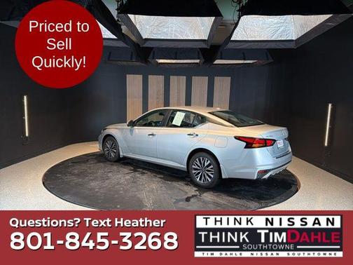 Brilliant Silver Metallic 2023 Nissan Altima 2.5 SV