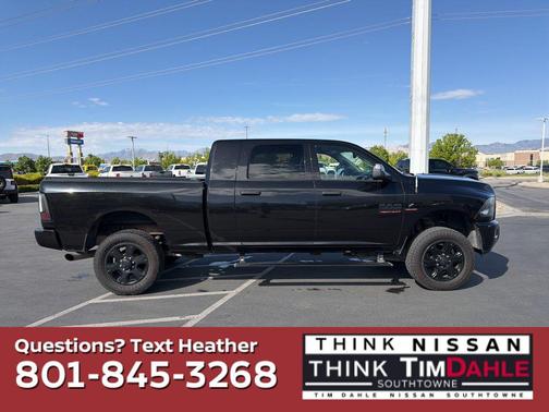 Brilliant Black Crystal Pearlcoat 2016 RAM 2500 Big Horn