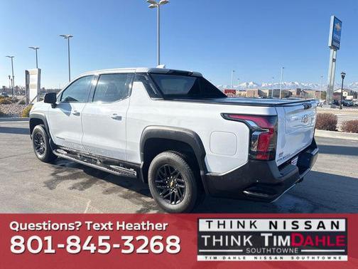 2025 Chevrolet Silverado EV LT