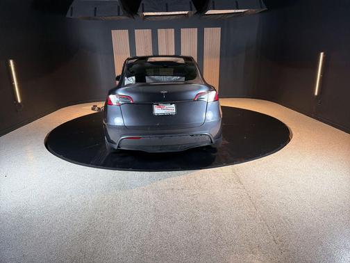 Black 2024 Tesla Model Y Long Range Dual Motor All-Wheel Drive