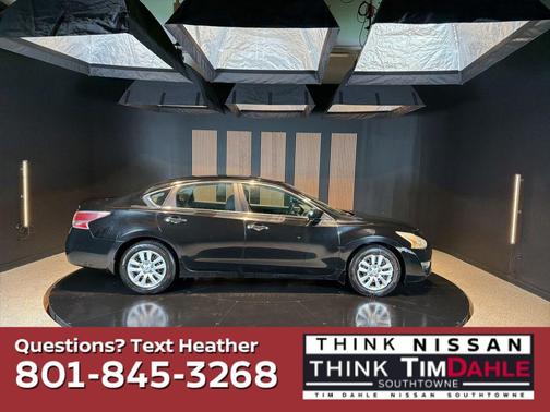 Super Black Clearcoat 2014 Nissan Altima 2.5 S