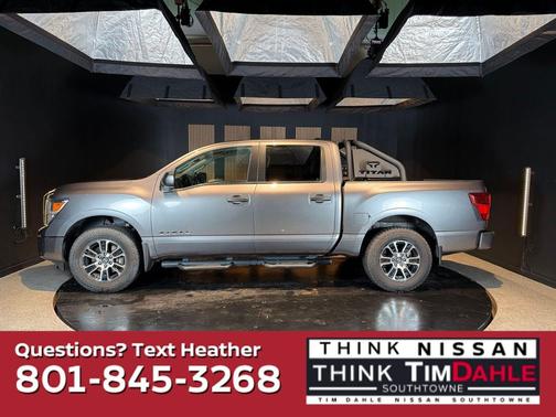 Gun Metallic 2022 Nissan Titan SV