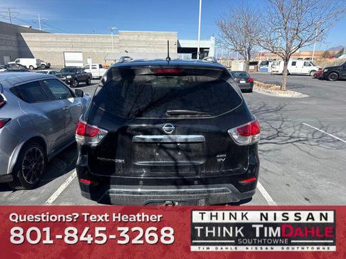 2014 Nissan Pathfinder SV