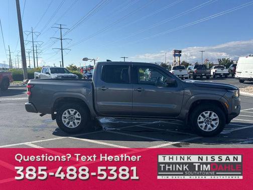 2022 Nissan Frontier SV