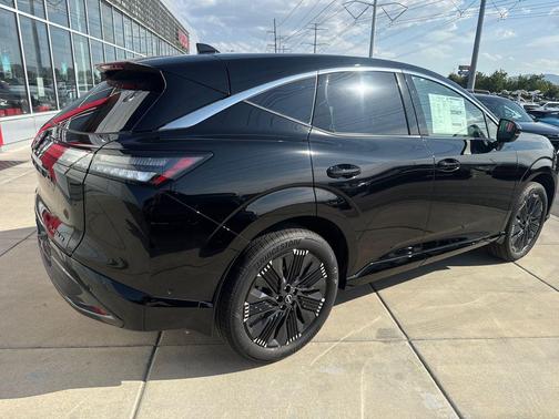 Super Black 2025 Nissan Murano Platinum