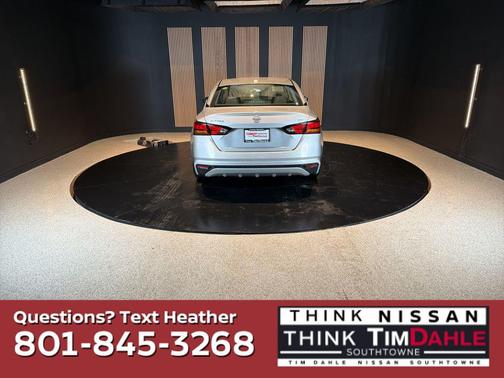 Brilliant Silver Metallic 2023 Nissan Altima 2.5 SV