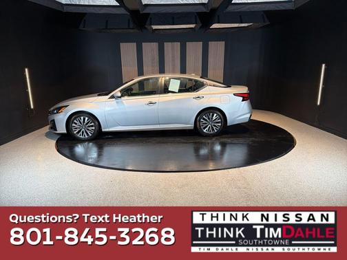 Brilliant Silver Metallic 2023 Nissan Altima 2.5 SV