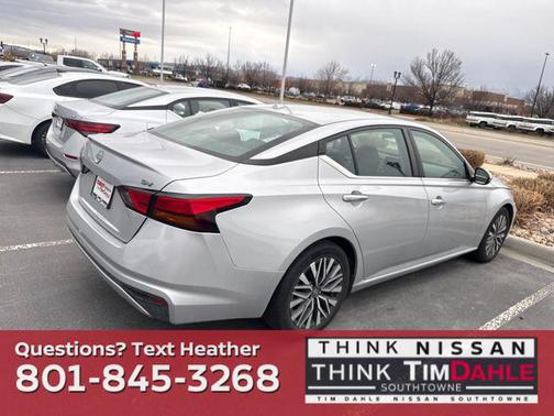 2023 Nissan Altima 2.5 SV