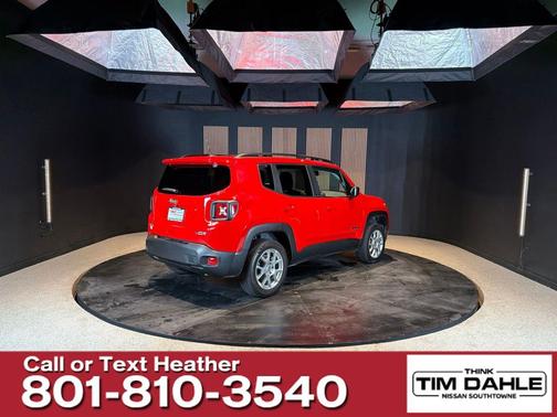 Colorado Red Clearcoat 2022 Jeep Renegade Latitude