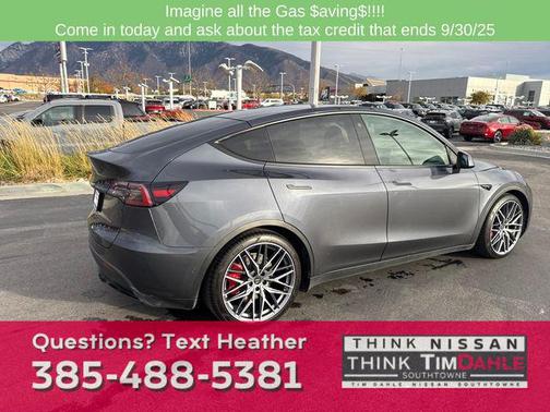 2022 Tesla Model Y Performance Dual Motor All-Wheel Drive