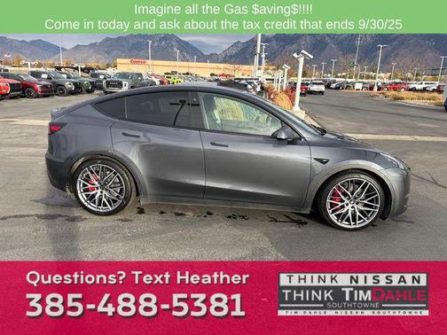 2022 Tesla Model Y Performance Dual Motor All-Wheel Drive