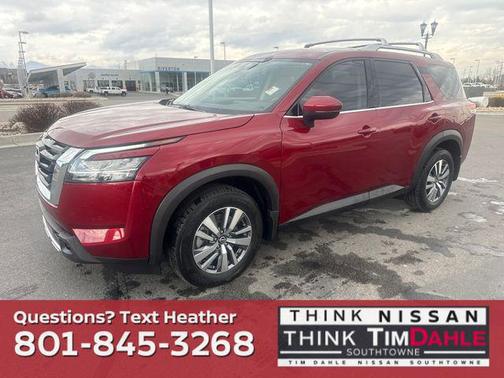 2024 Nissan Pathfinder SL 4WD