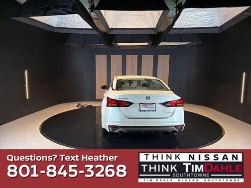 2022 Nissan Altima SR Intelligent AWD