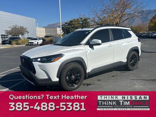 2023 Toyota Corolla Cross LE