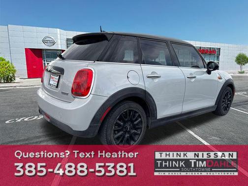 2017 MINI Hardtop Cooper