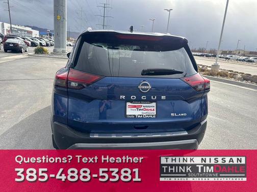2023 Nissan Rogue SL