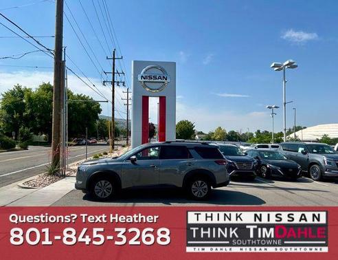 2024 Nissan Pathfinder SV 4WD