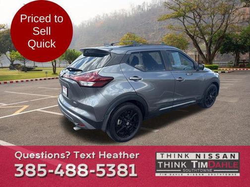 2021 Nissan Kicks SR
